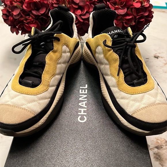 NIB CHANEL 22C Mesh and calfskin sneakers size 42 - Picture 8 of 9